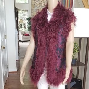 💚Guess Faux Fur Jacquee Sleeveless Top Size S